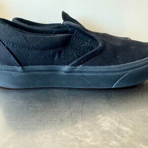 Vans ComfyCush Slip-On Shoes – Black Canvas – Women’s Size 6